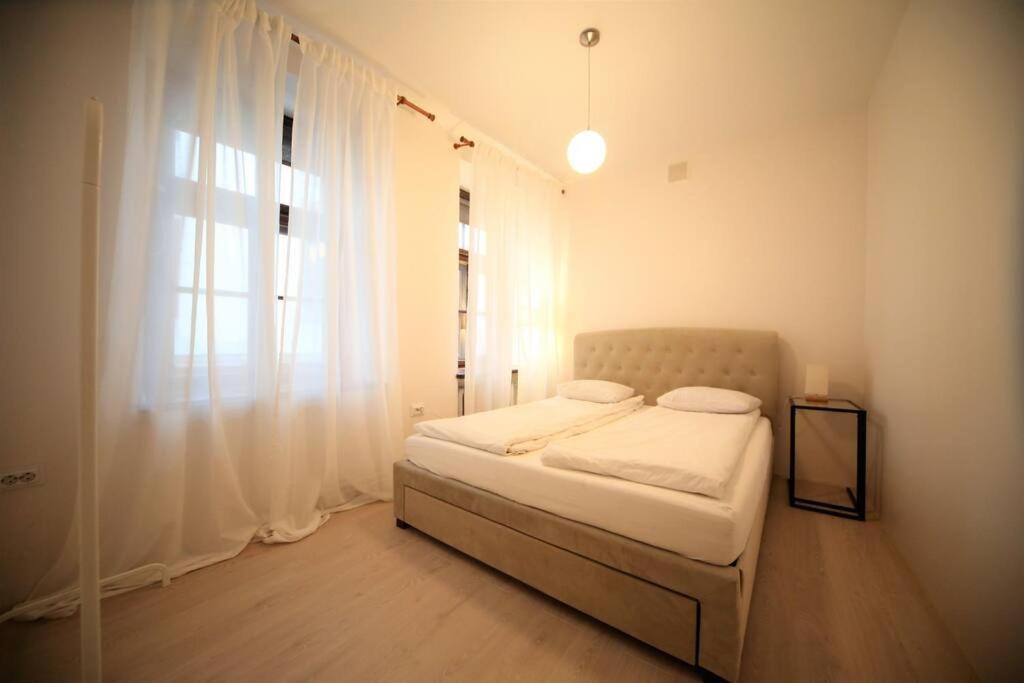 Lovely Two Bedroom In The Old Town 里加 外观 照片